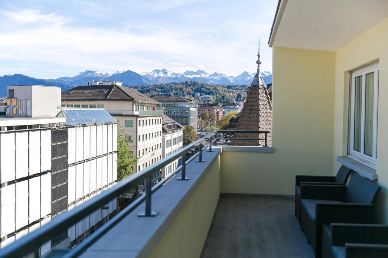 Airhosted - Lucerne City Centre Buitenkant foto
